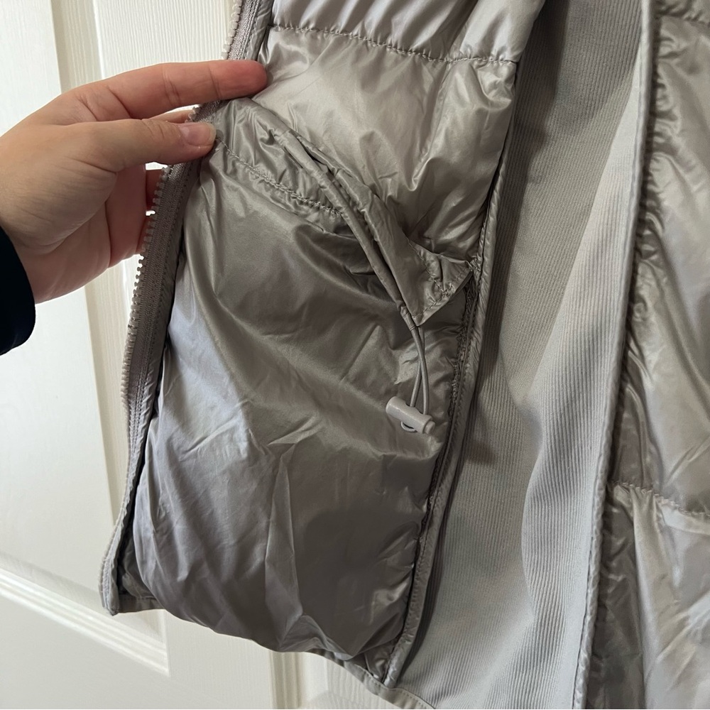 Fabletics Silver Elliot Packable Puffer Vest With… - image 6